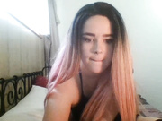 VanessaStrawb cumshow