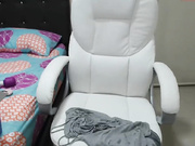 neytiri_moon fingering her hairy pussy