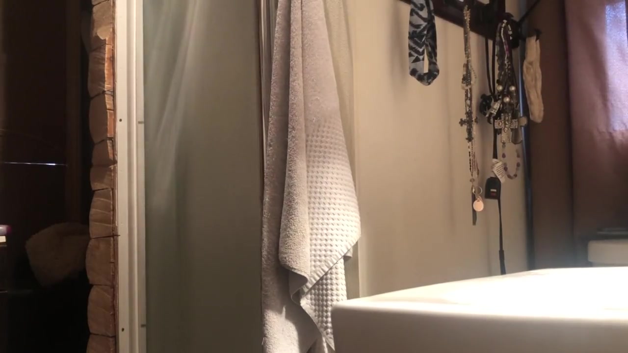 8secondvoyeur shower spy