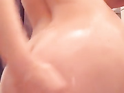 Ellieleen1 (aka ellieleen11, ellieleen, elliemayli) tickling it just right and touching herself OnlyFans private video