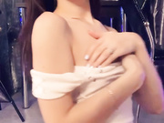 Ellieleen1 (aka ellieleen11, ellieleen, elliemayli) cum play with me and slipping her pussy in and out OnlyFans private video