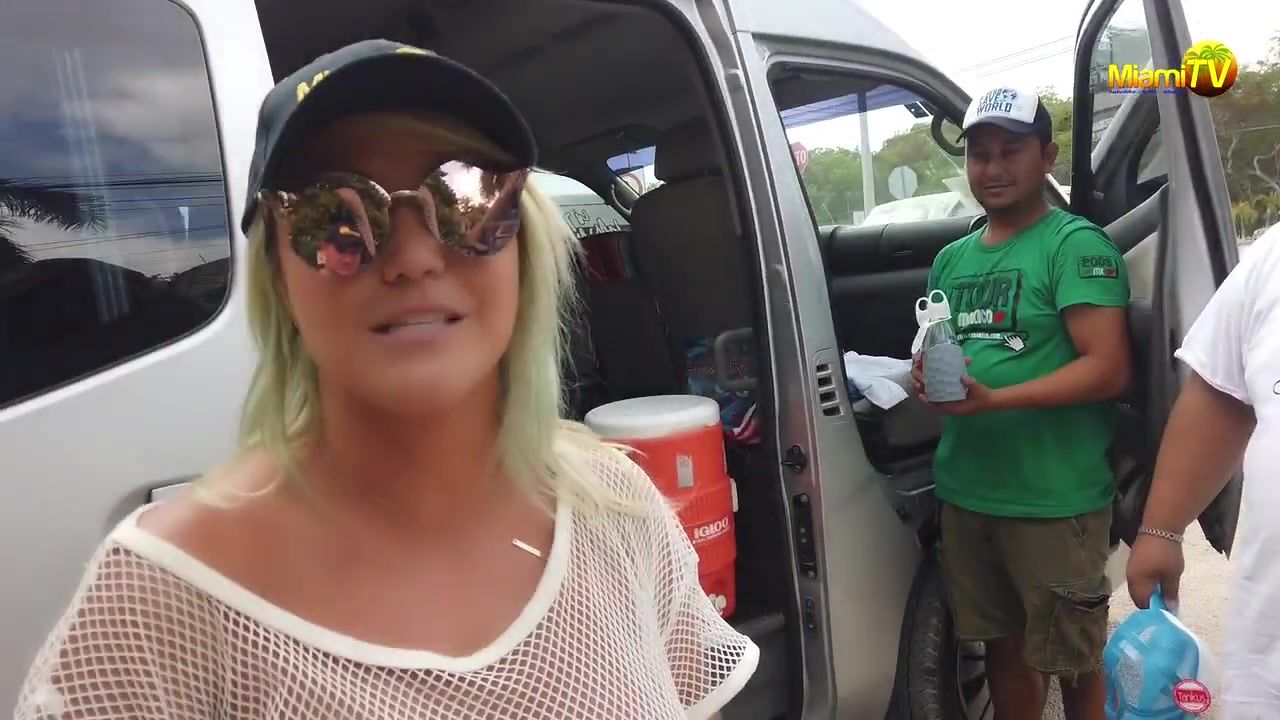 Jenny scuba diving - full and uncensored