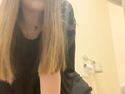 so_cutes masturbates in PUBLIC bathroom, pussy close-up
