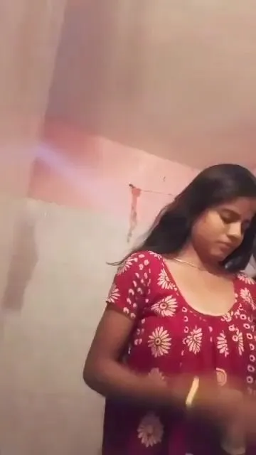 Indian girl nude spy Indian girl changing