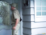 August Ames - Didn't Ring The Doorbell