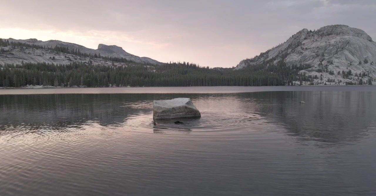 Mira (Twitch) swimming naked