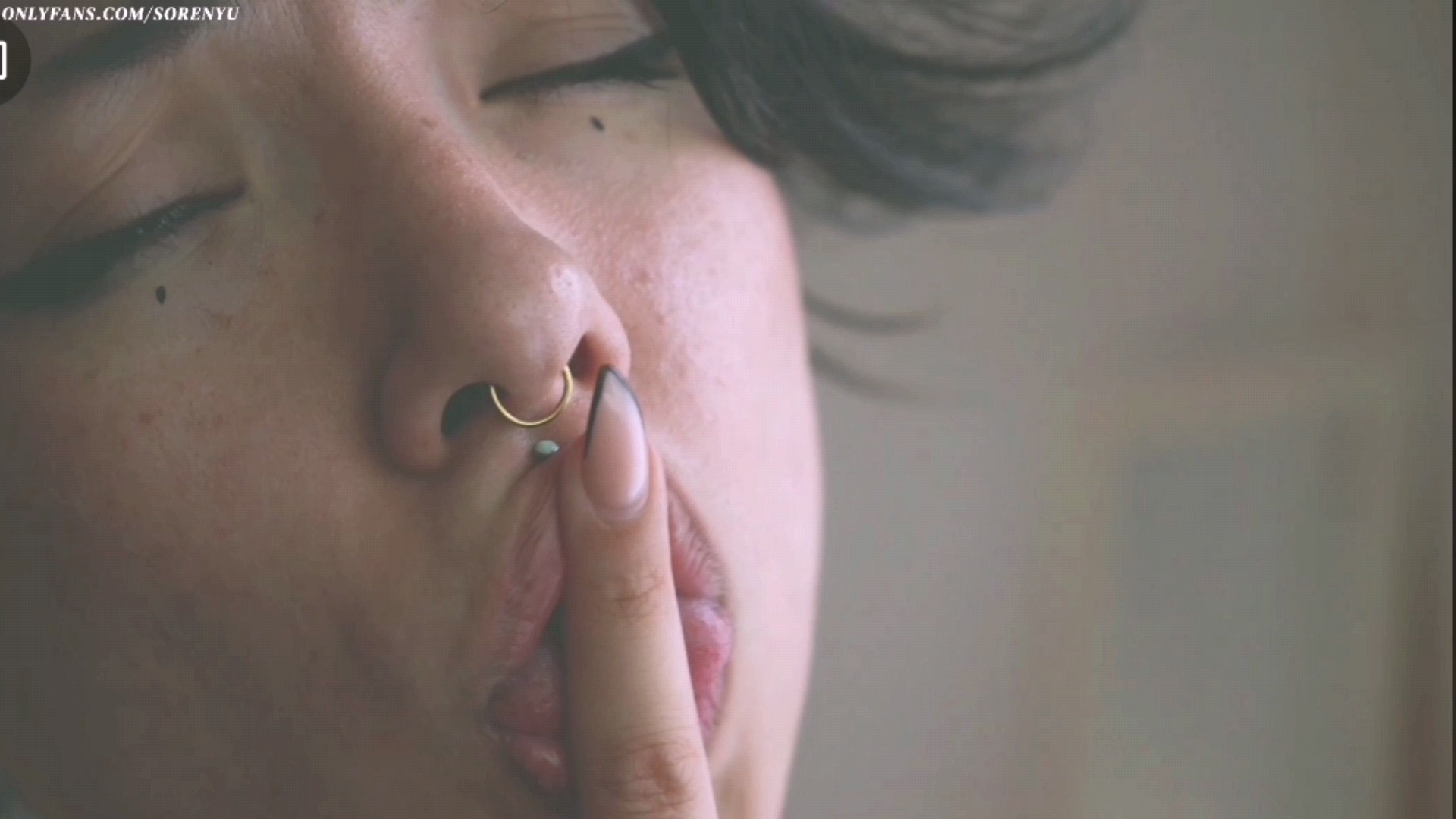 sorenyu | nipples torture, hard finger sucking