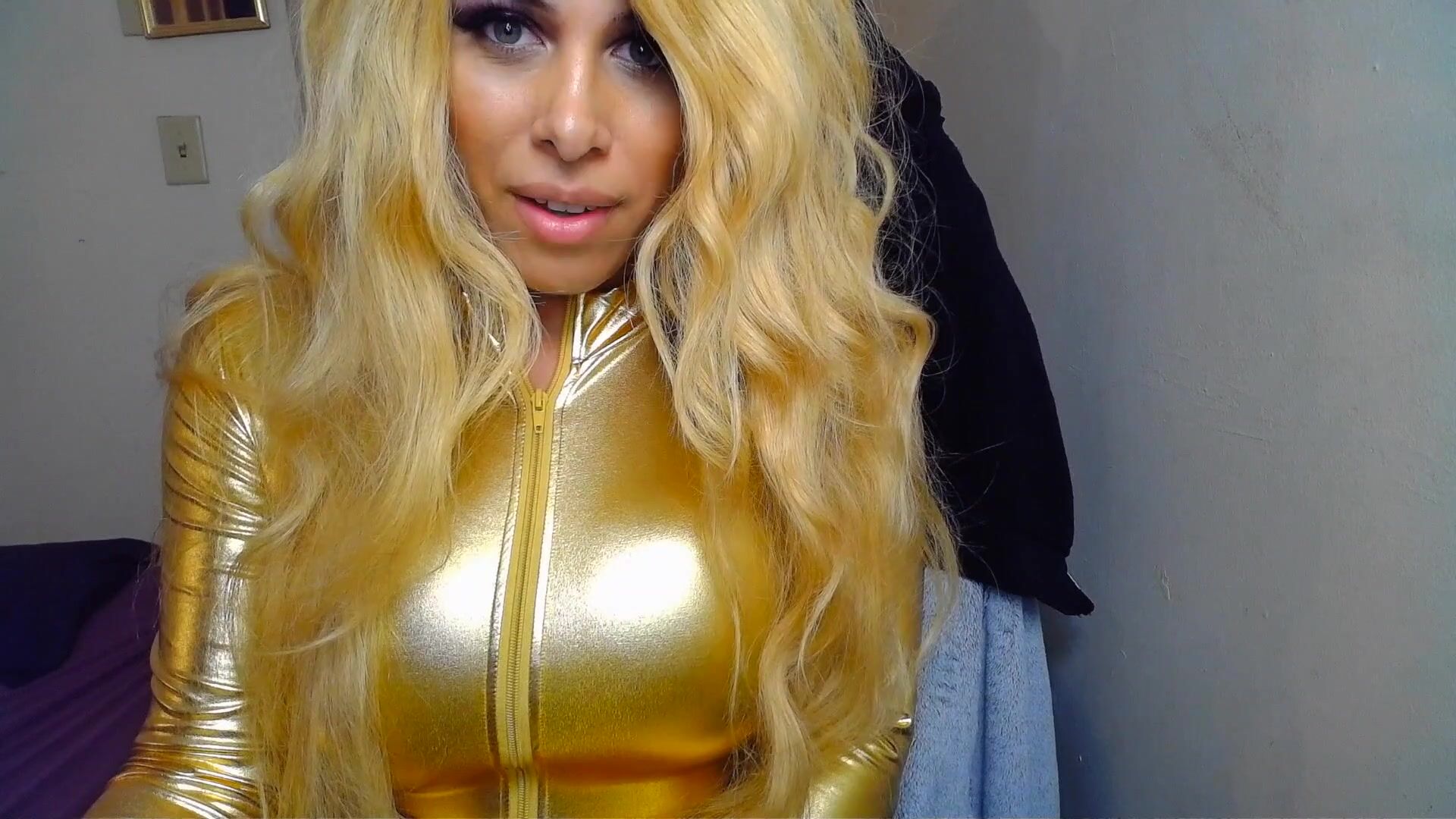 Incoming tease