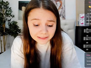 Omekalee I tipped her to see her ass in sexy jeans lol