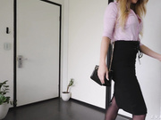 Scarlet Chase - Yes Master, I'll Be Your Latex Slave 2