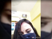 Bhabhi showing puusy on cam