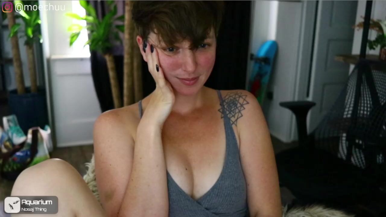 morganxu with dildo in pussy