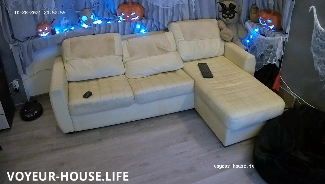 Reallifecam mira henry