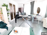 Roma Amor - The Stunningly Beautiful Maid