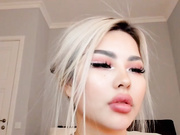 Bae Suz 2021-10-28 19-32-34 394-7