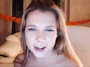 Momiamhere bitter_moon show pussy