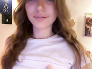 Webcam model MyFreeCams красивая - 2021-12-23