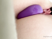 Danish Amateur purple buttplug and fingering