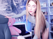 nikafoxsoul doggy flash pussy