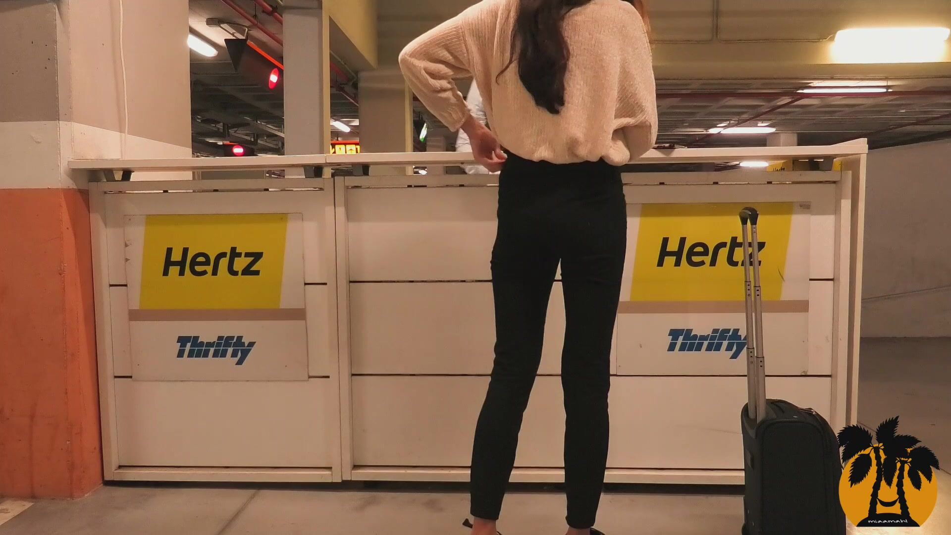 MiaAmahl-Car Rental