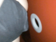 Knaeckebrot1 - Durchs Gloryhole verwöhnt