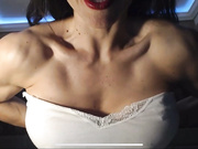 isabelle amelie flexing hbc