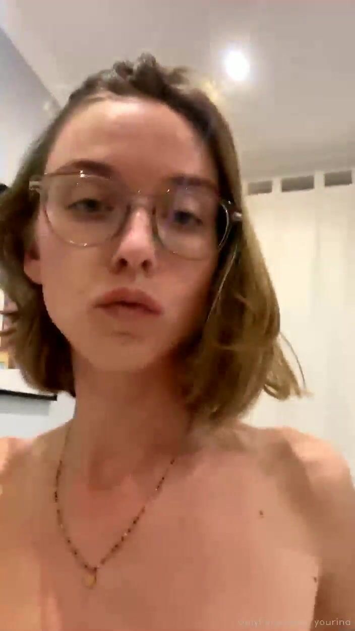 Yourina masturbate