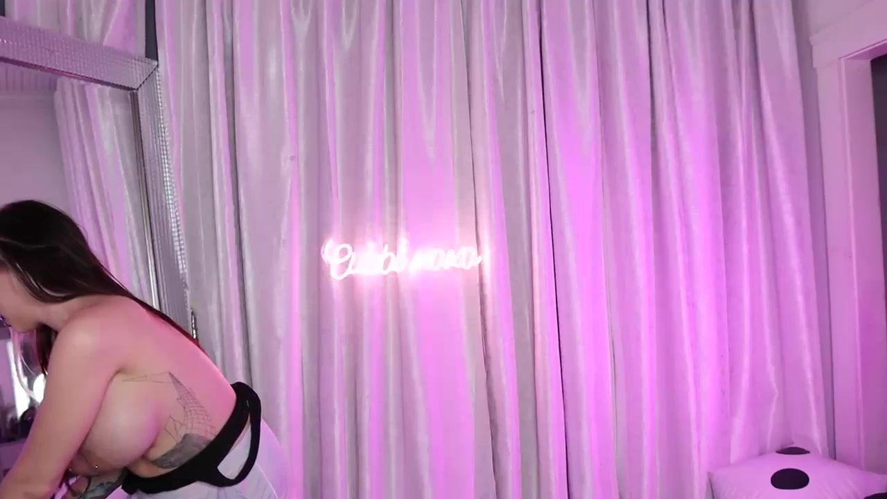 Cubbixoxo cam show 1