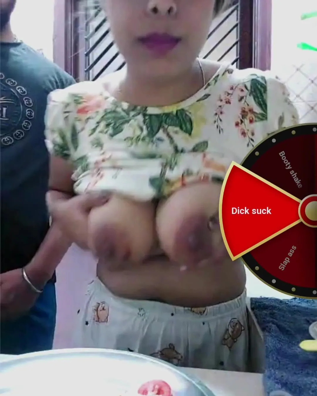 Desi wife Sucking dick in live