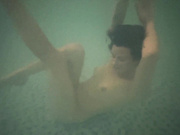 Laura under water