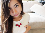 Asian Solo Girl Rubs Pussy and Cums