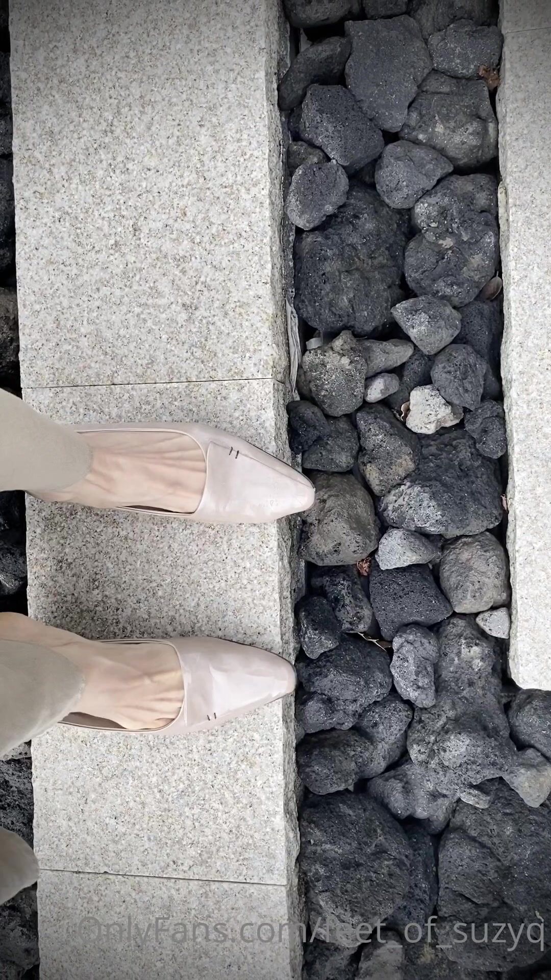 The raw beauty of her sexy feet