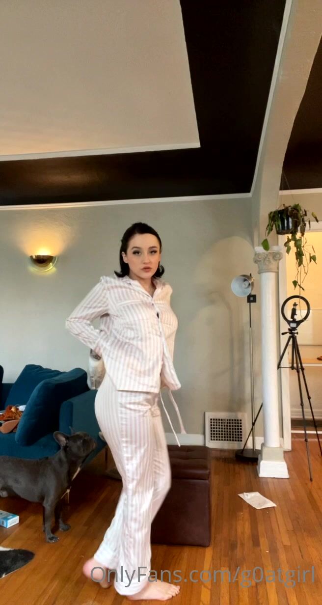 G0atgirl tease OF 3