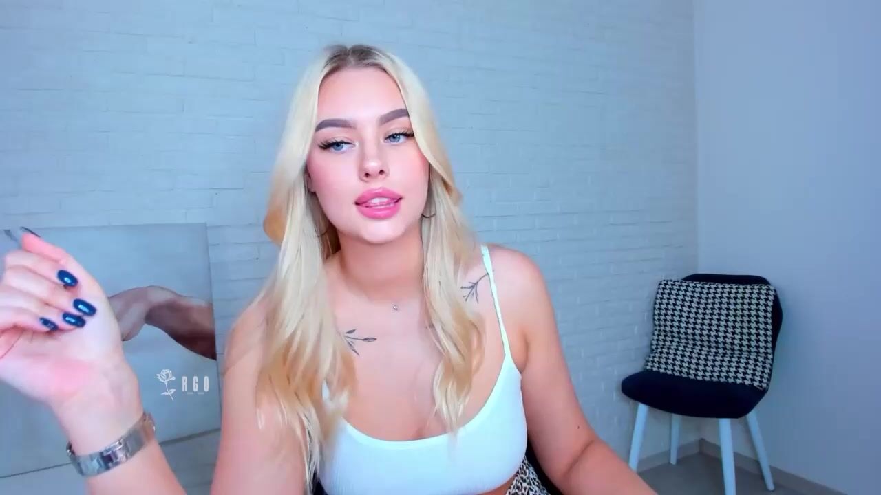 8a8y_nuras Boobs from bacteria point of view