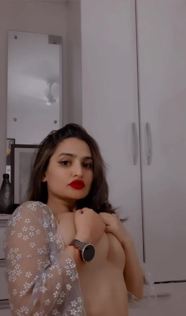 The real Sassy Poonam nude exposure